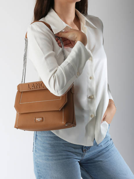 Sac BandouliÃ¨re Ninon Cuir Lancel Marron ninon A13782 vue secondaire 2
